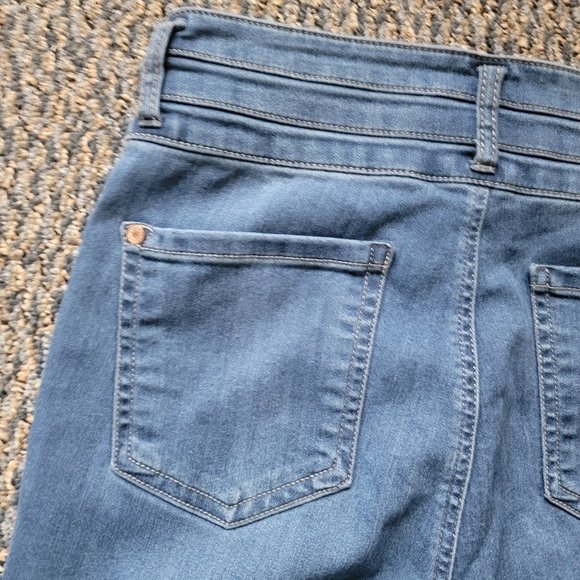 EUC Super High-Waisted Stretch Copper Studded Guess Jeans Size 28 - Picture 9 of 14